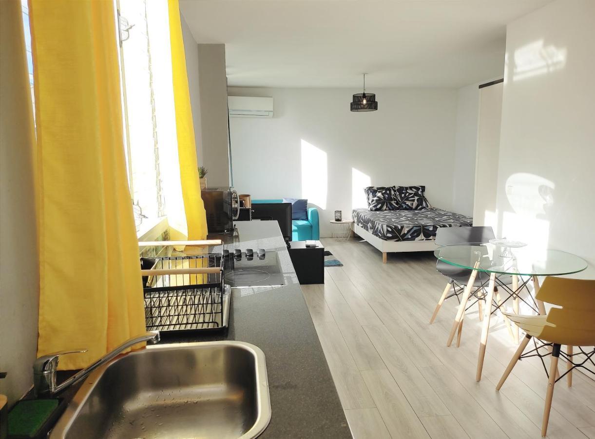Charmant Studio Idealement Situe A La Marina Du Gosier Lägenhet Pointe-à-Pitre Exteriör bild